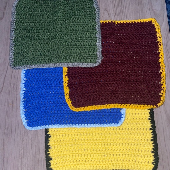 Hand Crafted Crochet Harry Potter Theme Dish Cloths - Picture 6 of 11
